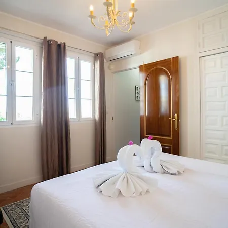 Casa Ancladero Big Rooftop Terrace, 2 Bedroom W Garden And View Fuengirola