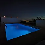 Casa Ancladero Big Rooftop Terrace, 2 Bedroom W Garden And View * Fuengirola