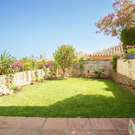 Casa Ancladero Big Rooftop Terrace, 2 Bedroom W Garden And View Prázdninový dům Fuengirola